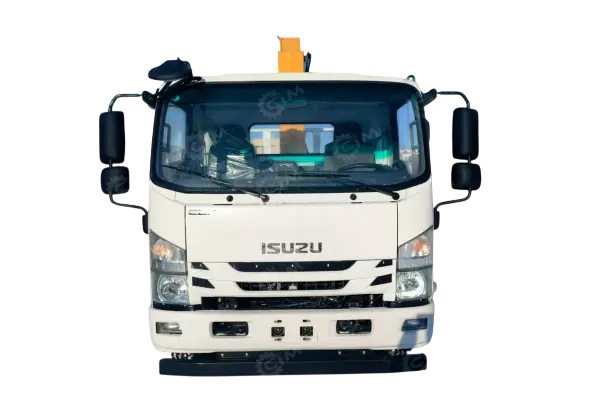 Бортовой грузовик ISUZU 4x2 дв 139kw гп 5т с кму XCMG SQS68-3 гп 3,2т 3 секции, стрела 7,7м кузов 4600*2400*550